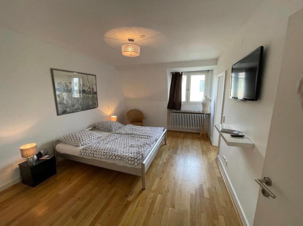 Luxury Rooftop Loft With River View 10Min To City Lejlighed Düsseldorf Eksteriør billede