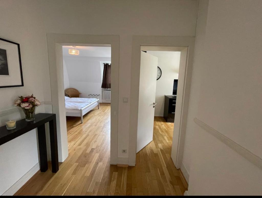 Luxury Rooftop Loft With River View 10Min To City Lejlighed Düsseldorf Eksteriør billede